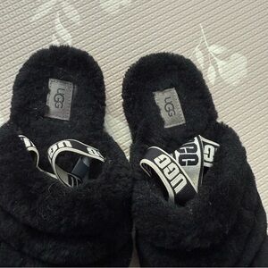 UGG Black Fuzzy Slippers with Logo Straps